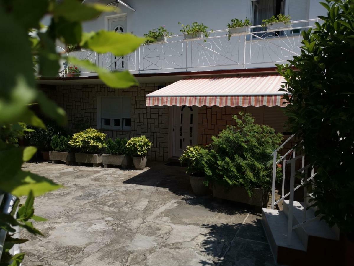 Apartment Dino Novi Vinodolski Exterior photo